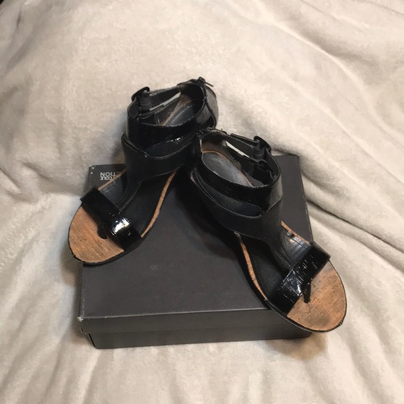 🎈SALE🎈Kenneth Cole Lazy Lane Platform Wedge! - Picture 5 of 8